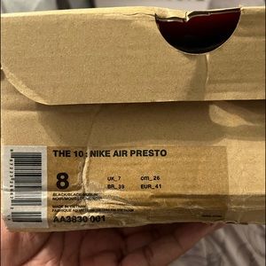 Nike air prestos with multicolor laces as is no return cleaning out closet.